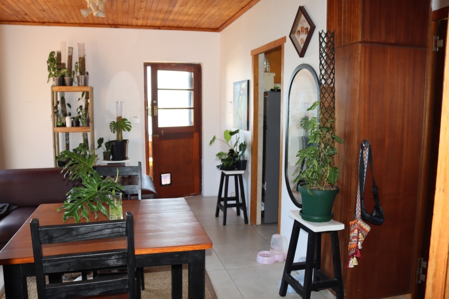 6 Bedroom Property for Sale in Kleinmond Western Cape